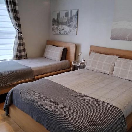Very Central Location- Free Parking - 2 Bedrooms Belfast Buitenkant foto