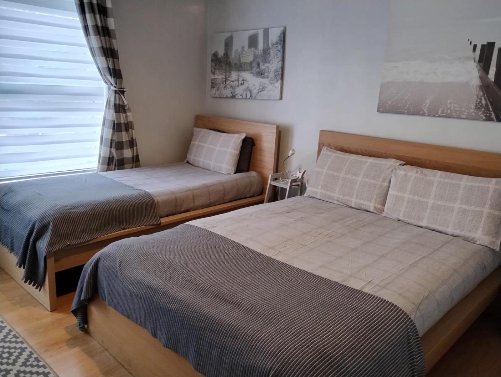Very Central Location- Free Parking - 2 Bedrooms Belfast Buitenkant foto