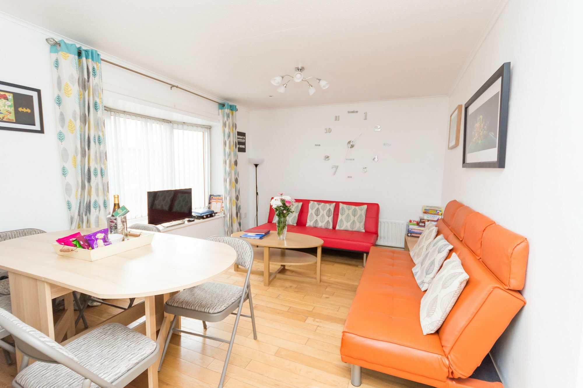 Very Central Location- Free Parking - 2 Bedrooms Belfast Buitenkant foto